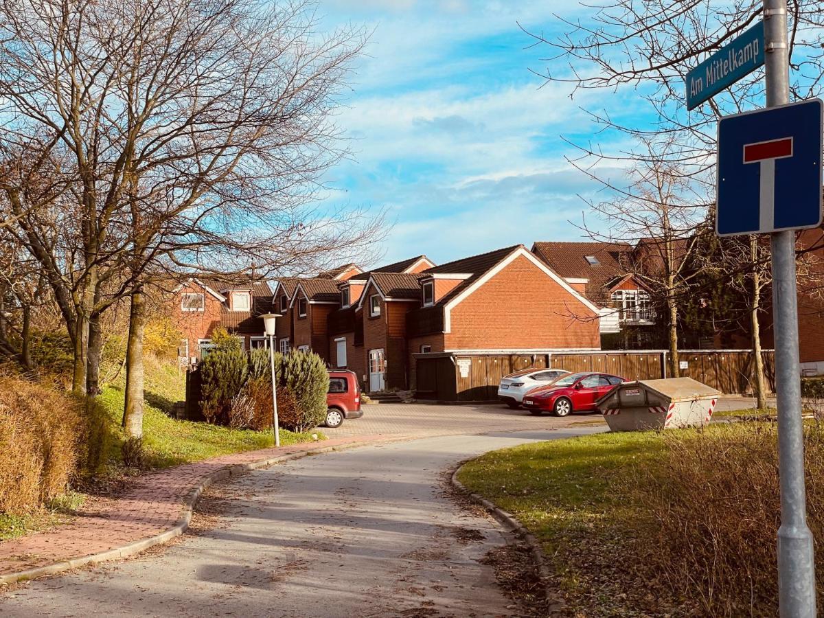 Segelund - Zeit Fuer Uns- Ruhige Und Sonnige Ferienwohnung Mit Terrasse Und Garten Nahe Strand Und Ostsee Schonhagen  Exterior photo
