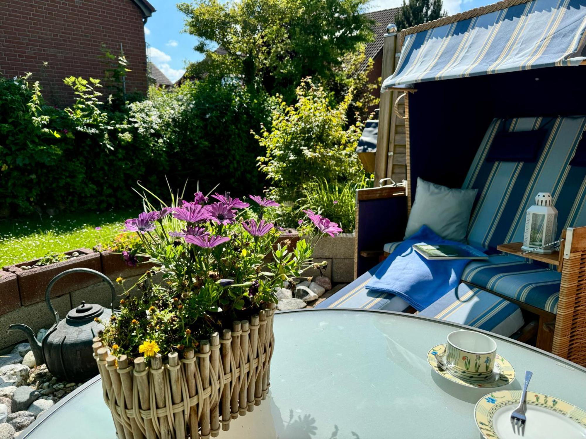 Segelund - Zeit Fuer Uns- Ruhige Und Sonnige Ferienwohnung Mit Terrasse Und Garten Nahe Strand Und Ostsee Schonhagen  Exterior photo