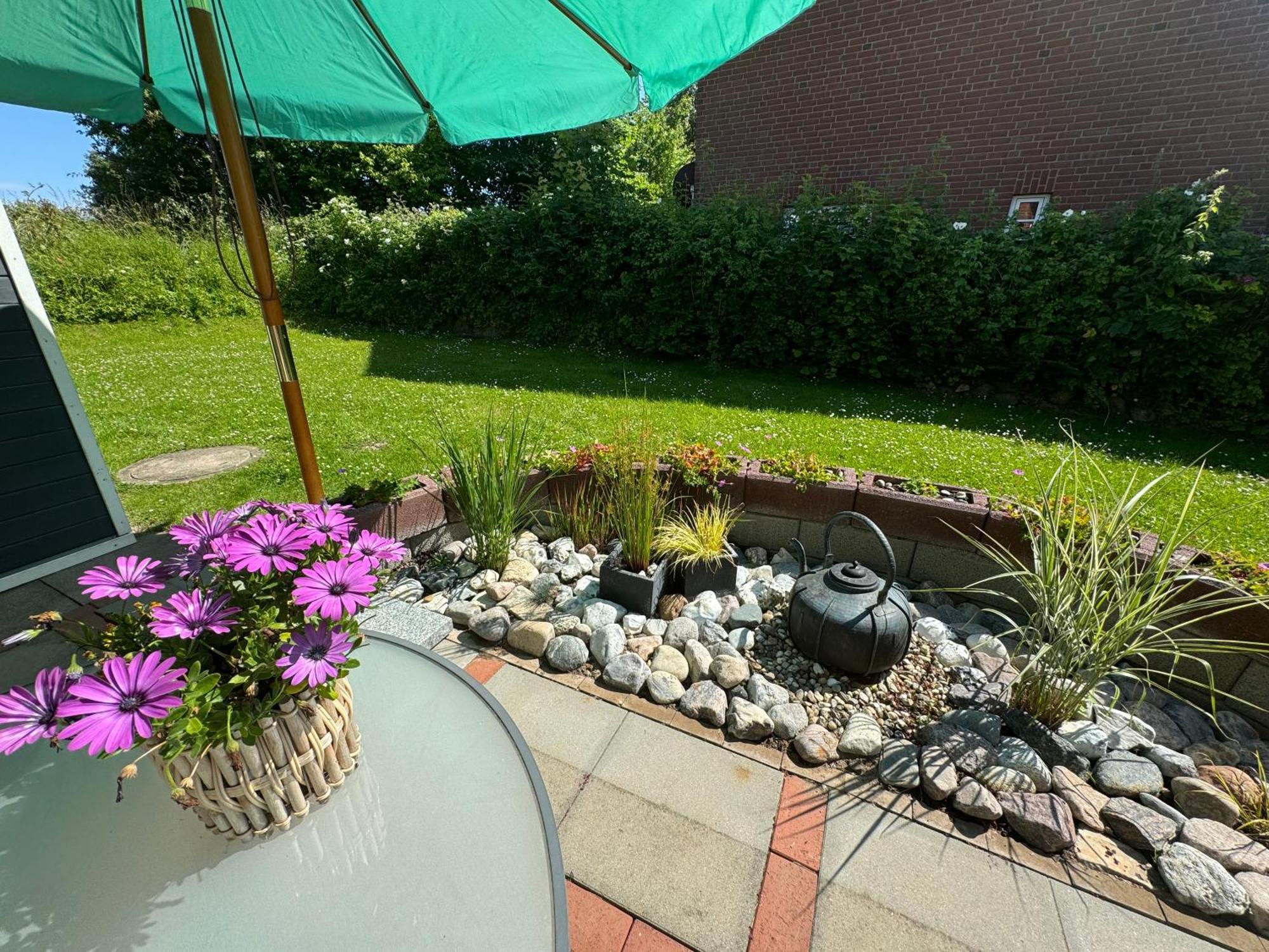 Segelund - Zeit Fuer Uns- Ruhige Und Sonnige Ferienwohnung Mit Terrasse Und Garten Nahe Strand Und Ostsee Schonhagen  Exterior photo